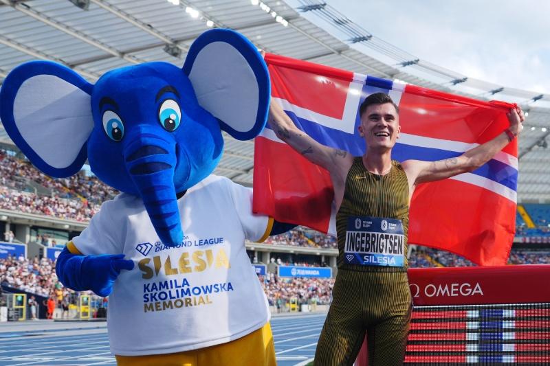 Duplantis Soars to New Pole Vault Record as Ingebrigtsen Smashes 3000m Mark