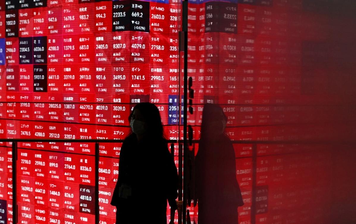 Asian Markets Climb While Precious Metals Hit Record Highs